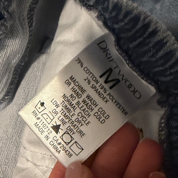 Driftwood Jean Floral Embroidered Jogger - Picture 3 of 5